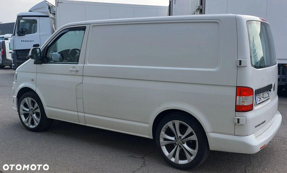 Volkswagen Transporter - 13