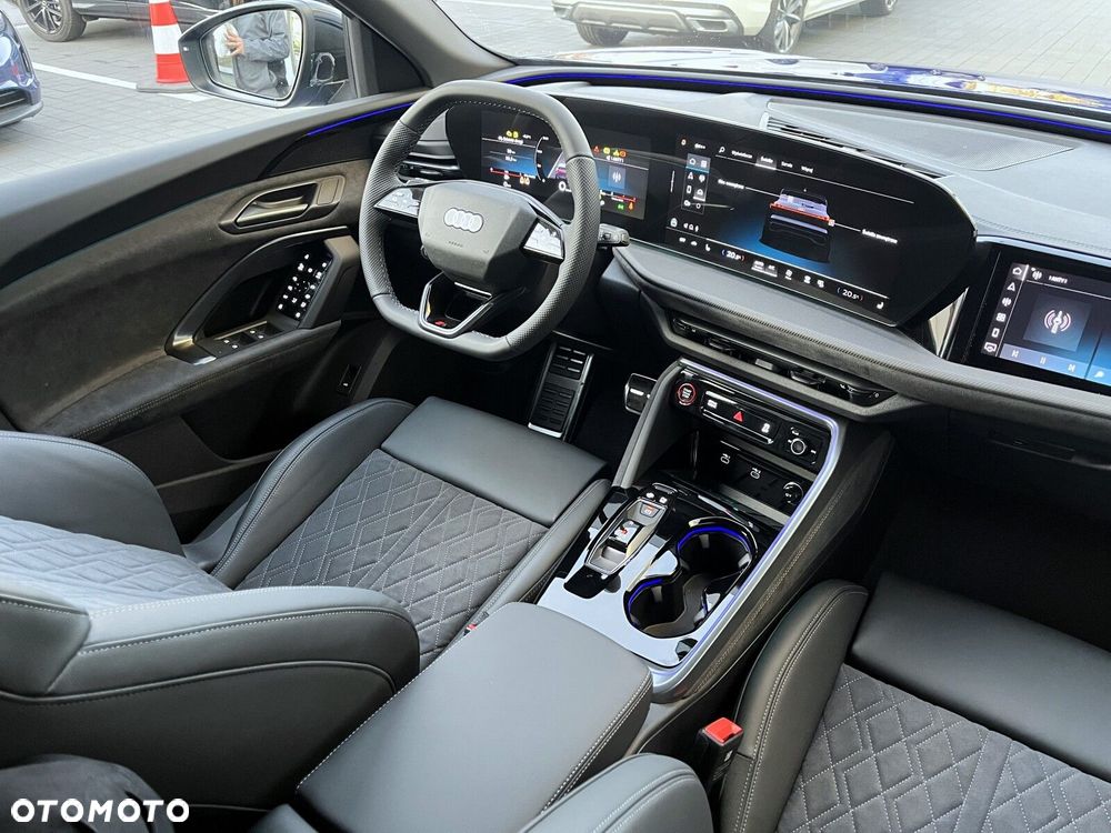 Audi Q5 Sportback - 16