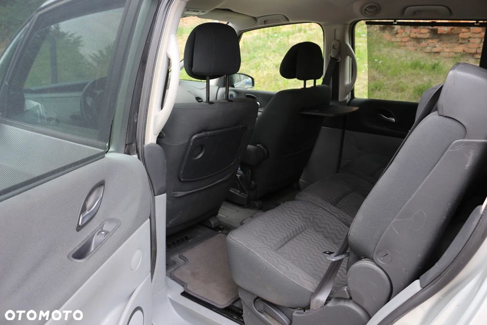 Renault Espace 2.0 Expression - 11