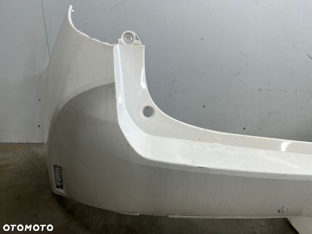 Zderzak tylny Toyota Corolla E21 E210 18r.- 12 XII tył Kombi - 4