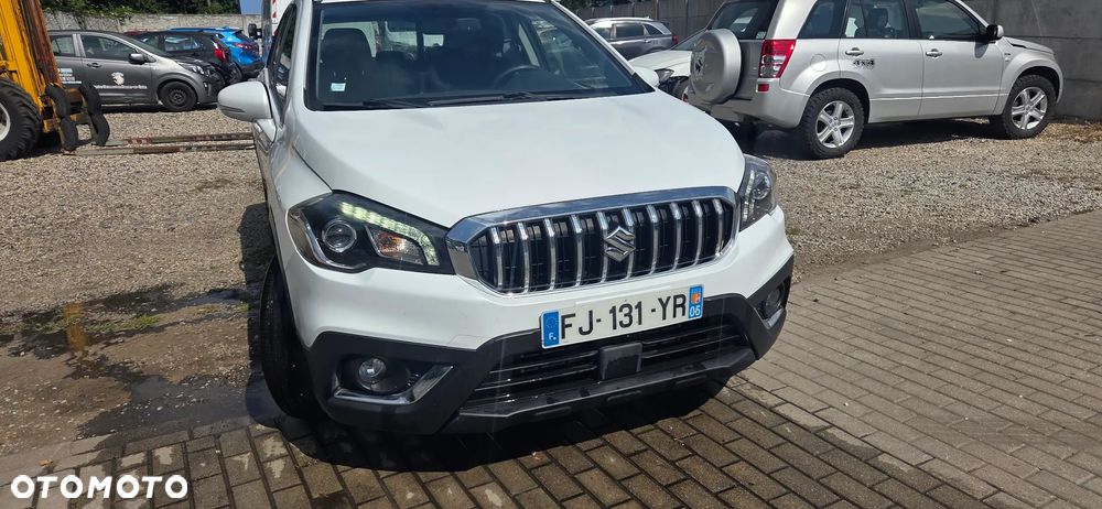 Suzuki S-Cross - 2