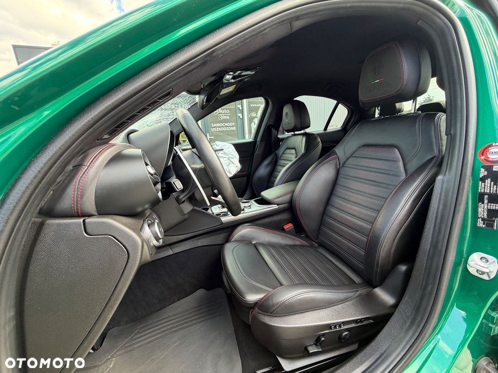 Alfa Romeo Giulia 2.0 Turbo Tributo Italiano Q4 - 19