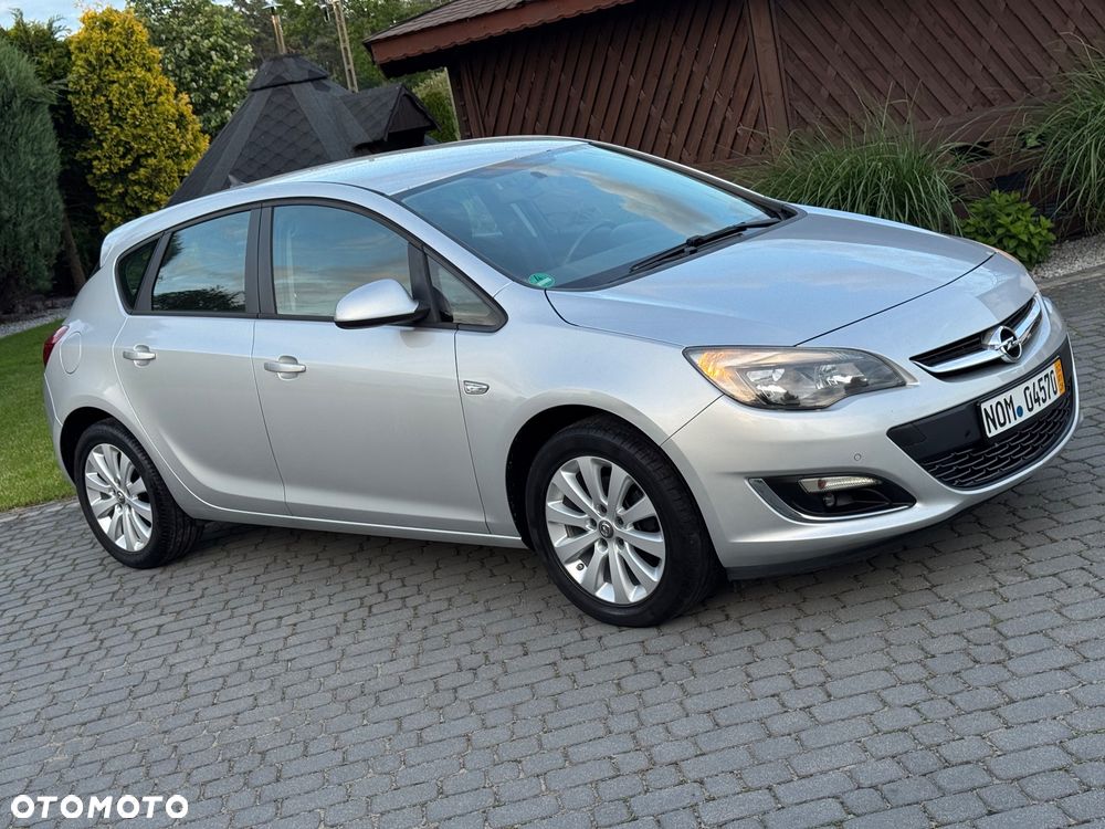 Opel Astra - 2
