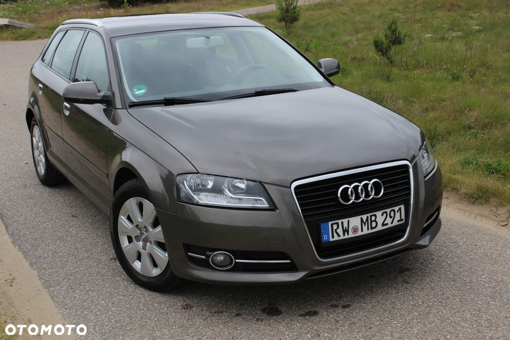 Audi A3 Sportback 1.6 TDI DPF Ambition - 8