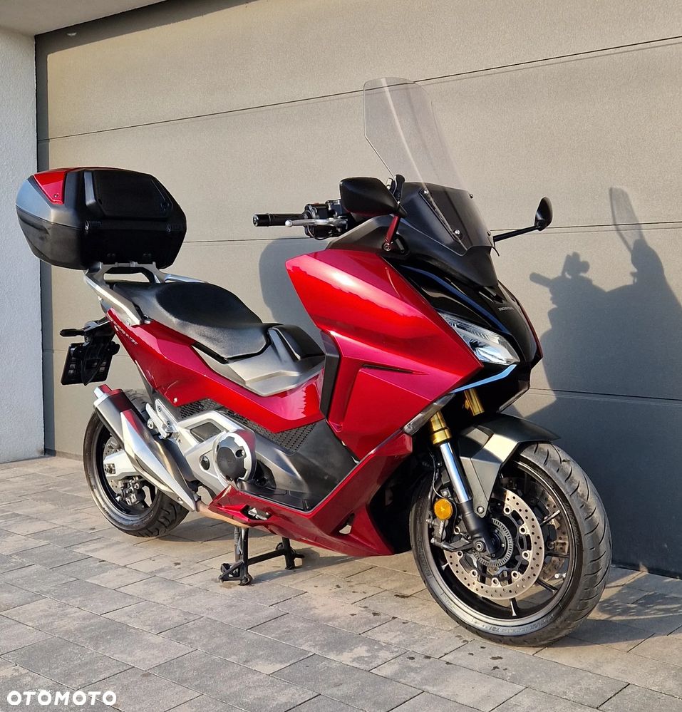Honda NSS - 12