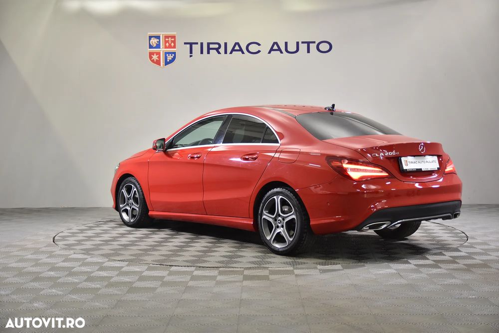 Mercedes-Benz CLA 200 - 4