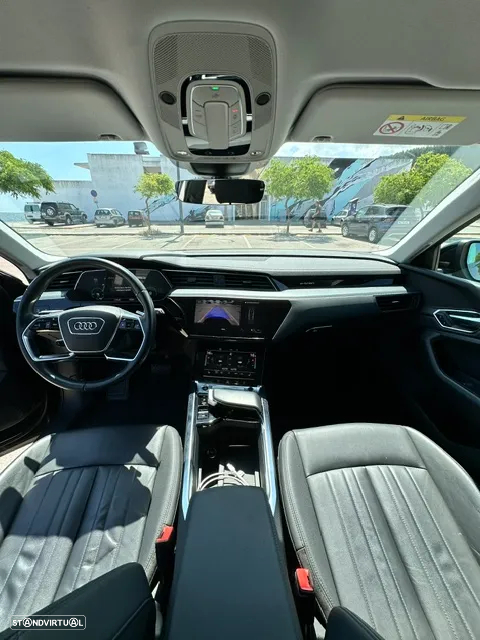 Audi e-tron 55 quattro Advanced - 12