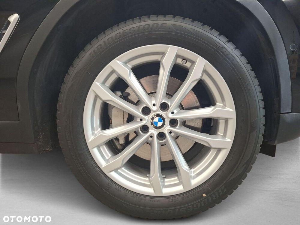 BMW X3 xDrive30i Advantage - 10
