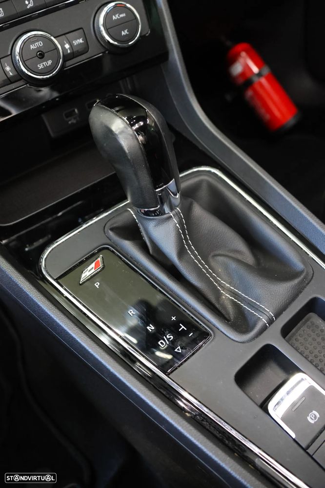 SEAT Leon 2.0 TSI Cupra DSG S/S - 25