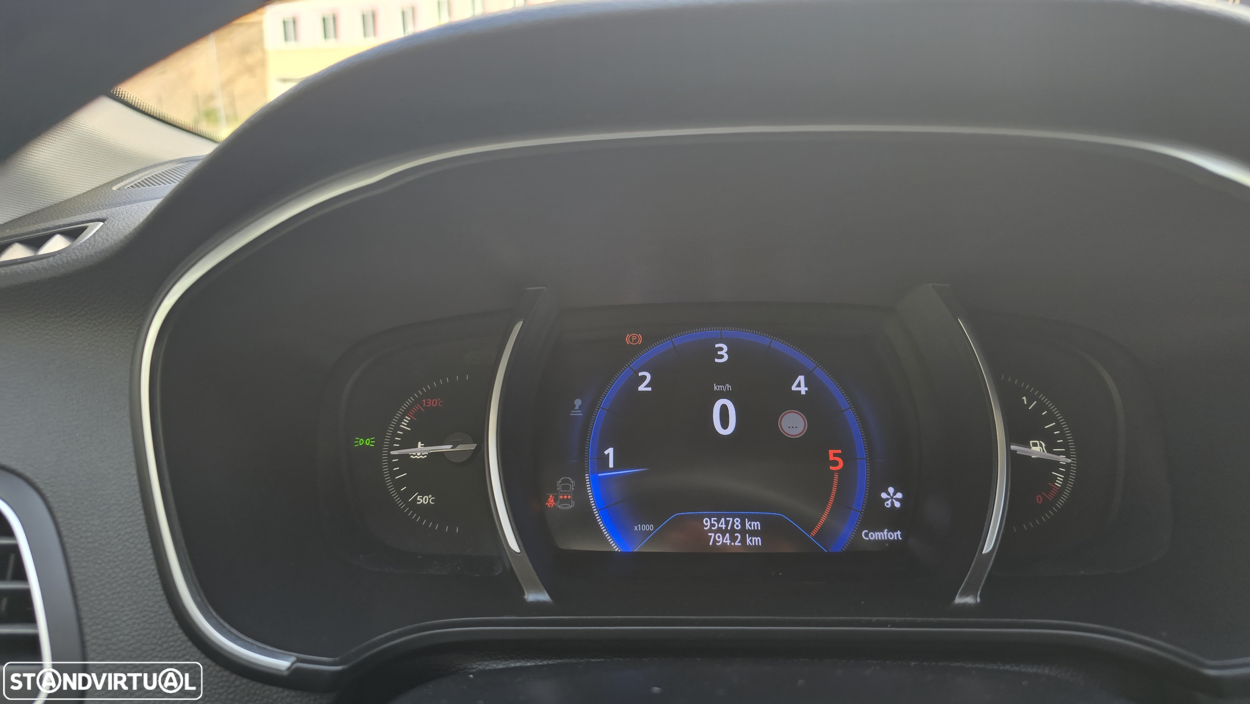 Renault Mégane Sport Tourer 1.5 Blue dCi Limited J17 - 29