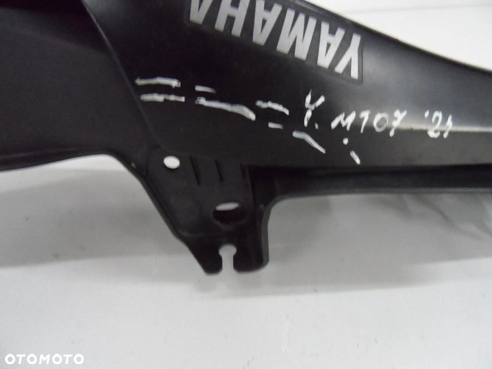 Yamaha MT07 osłona plastikowa boczek pod fotel P L - 16