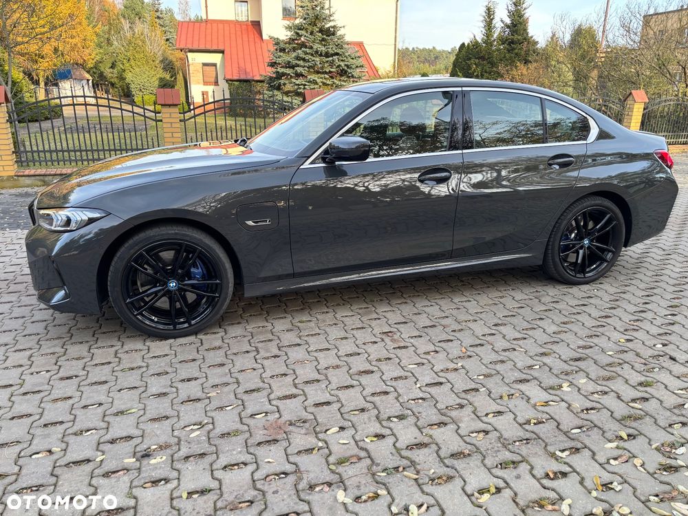 BMW Seria 3 330e PHEV M Sport sport - 16