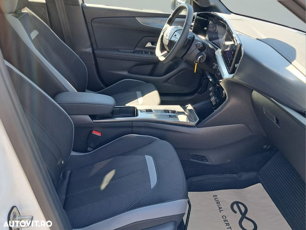 Opel Mokka 1.2 136 e-DCT MHEV GS - 12