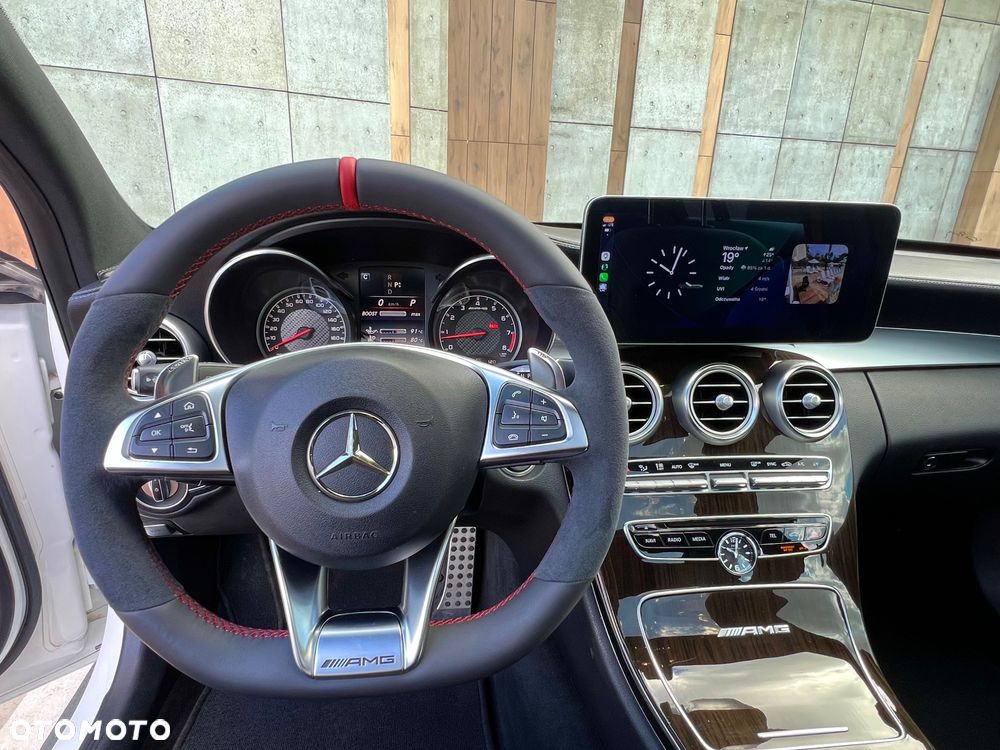 Mercedes-Benz Klasa C AMG 63 AMG Speedshift 7G-MCT - 17