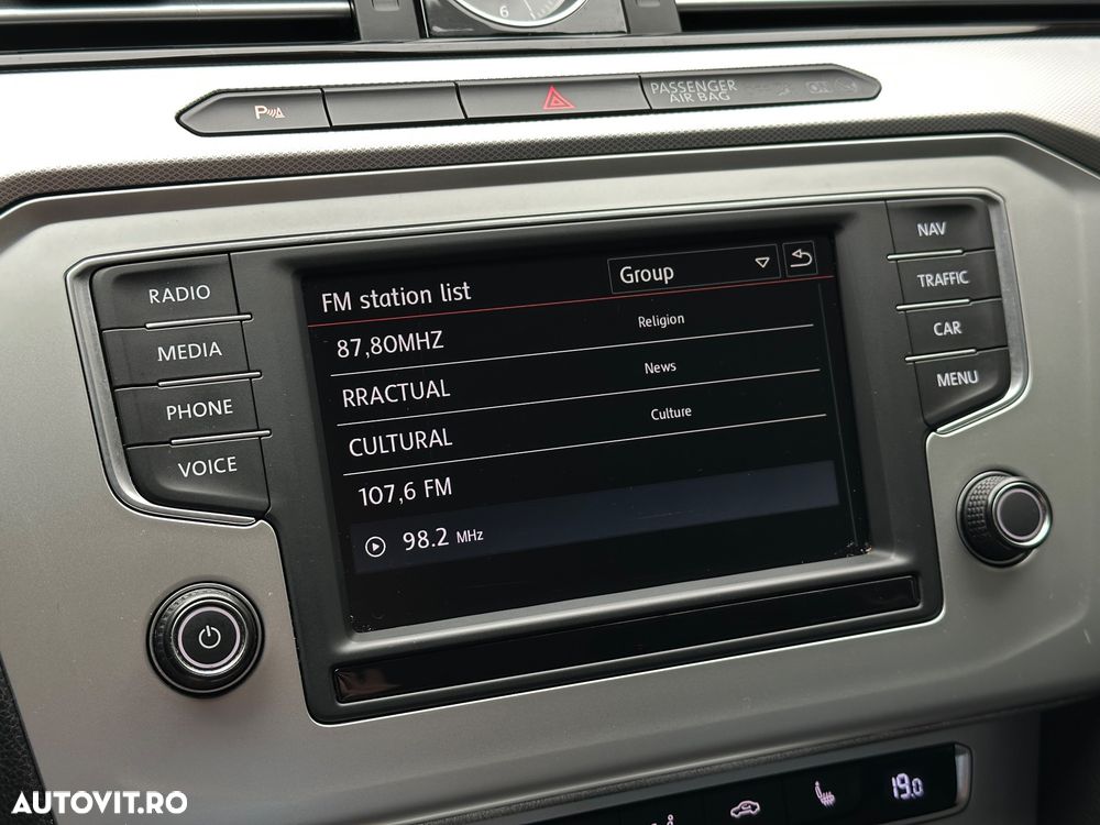 Volkswagen Passat 2.0 TDI Comfortline - 20