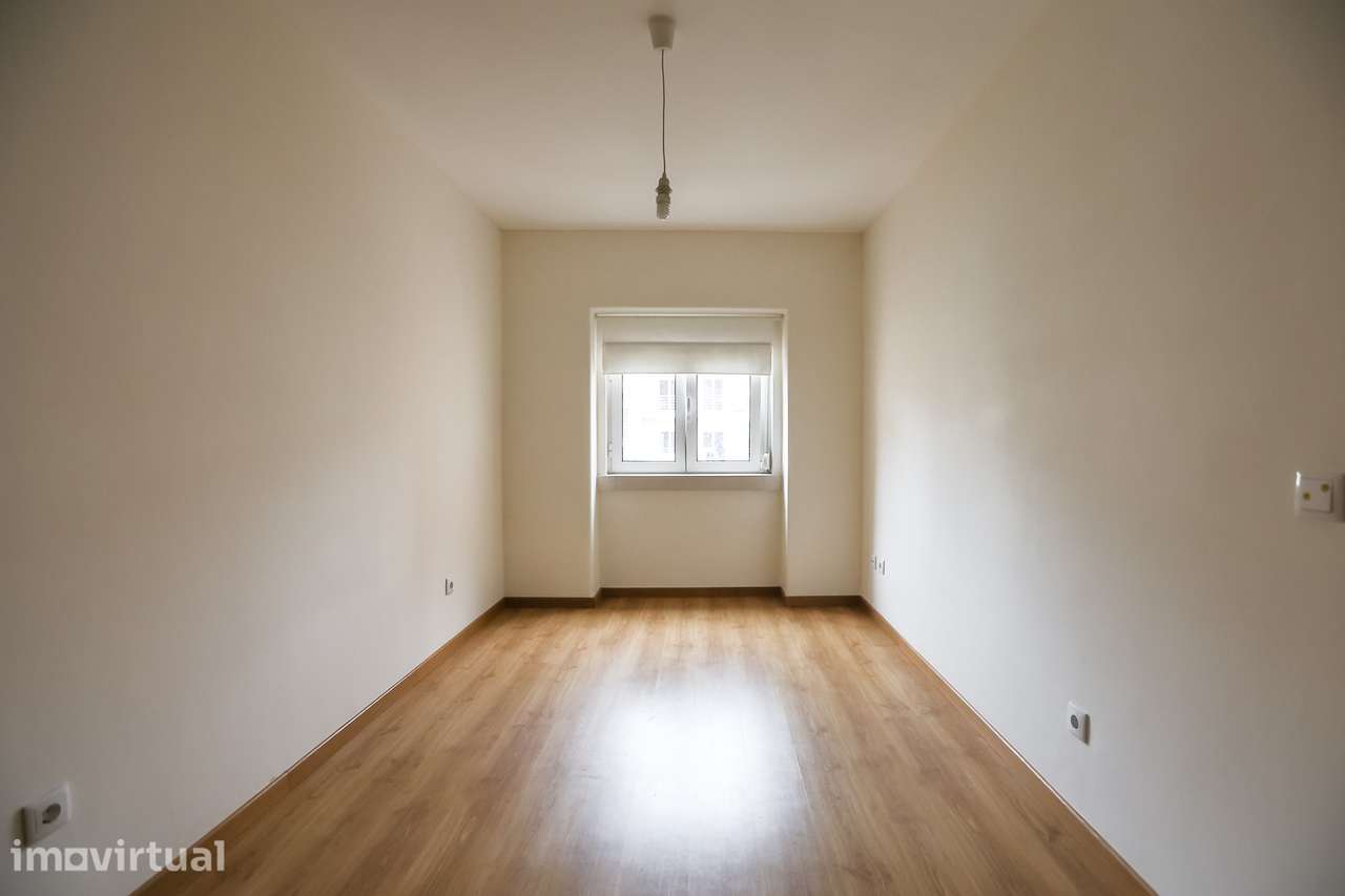 T2 remodelado e equipado em Benfica - Calçada do Tojal - Grande imagem: 4/20