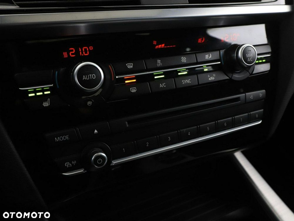 BMW X4 xDrive20d - 27