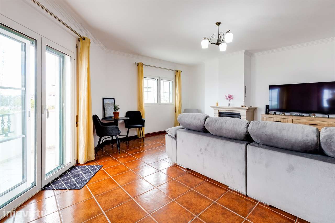 Apartamento Duplex T4+1 em Casal dos Matos | Pousos, Leiria - Grande imagem: 4/37