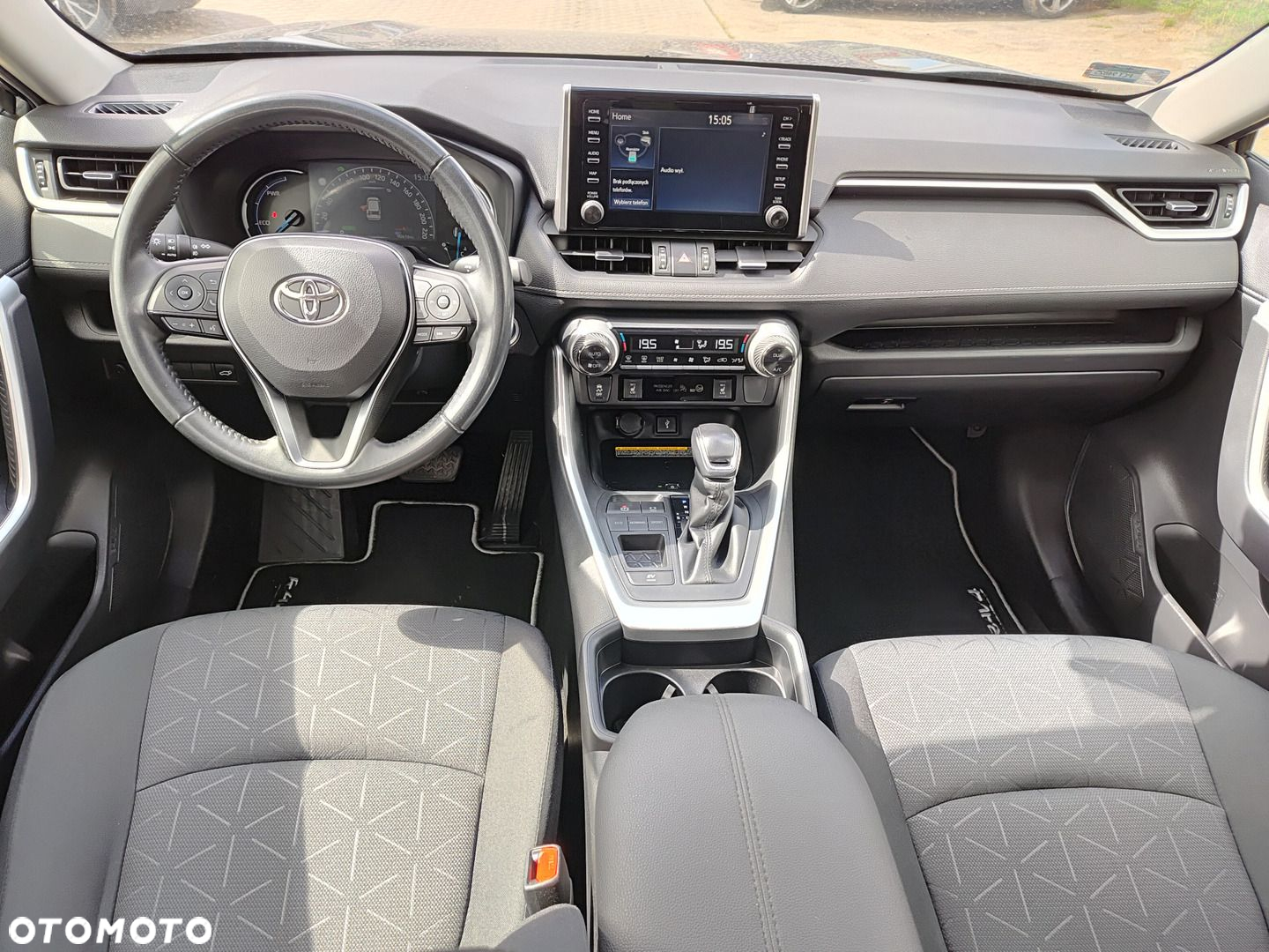 Toyota RAV4 - 9