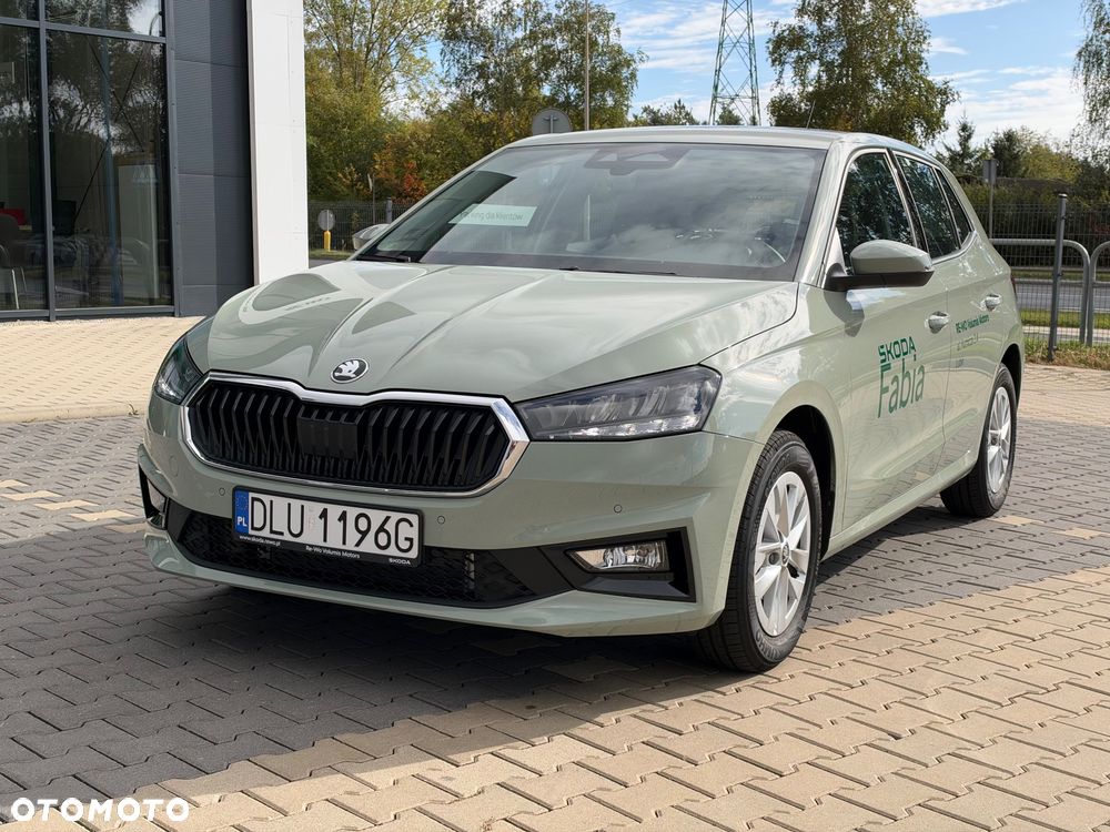 Skoda Fabia 1.0 TSI Drive DSG - 2