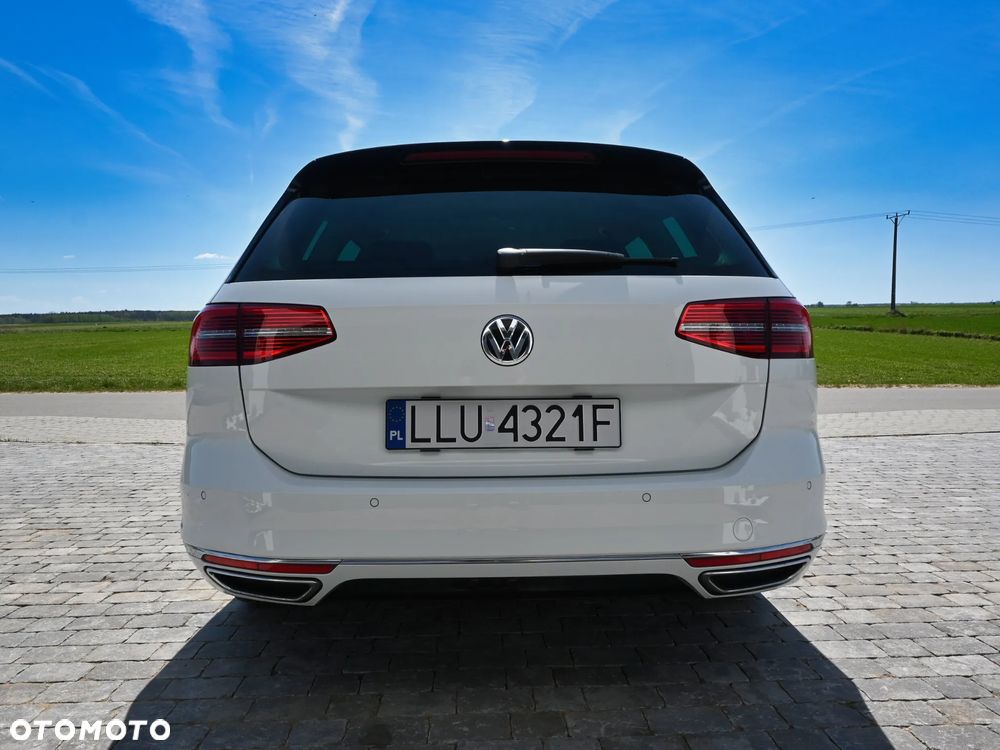 Volkswagen Passat - 8