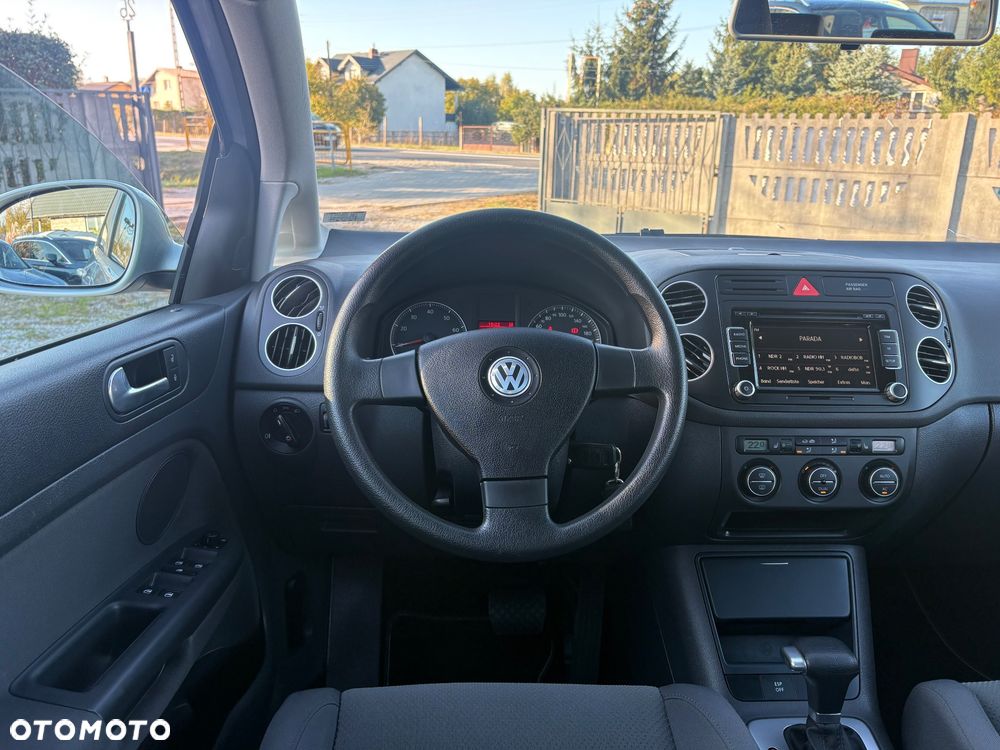 Volkswagen Golf - 38