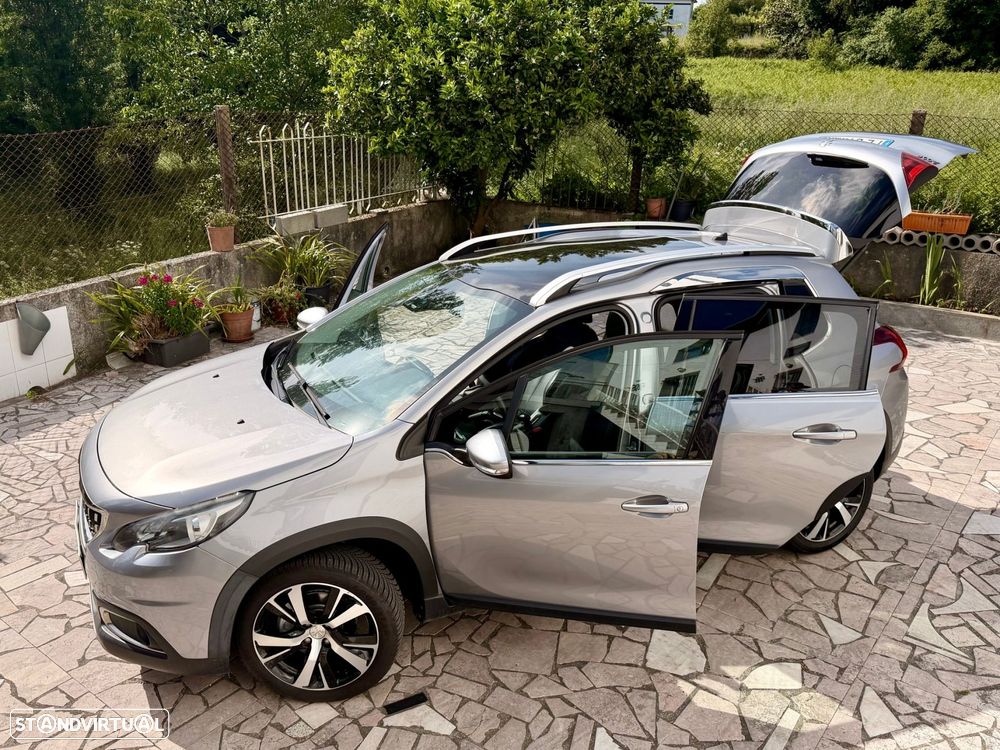 Peugeot 2008 1.2 PureTech Allure Pack - 2