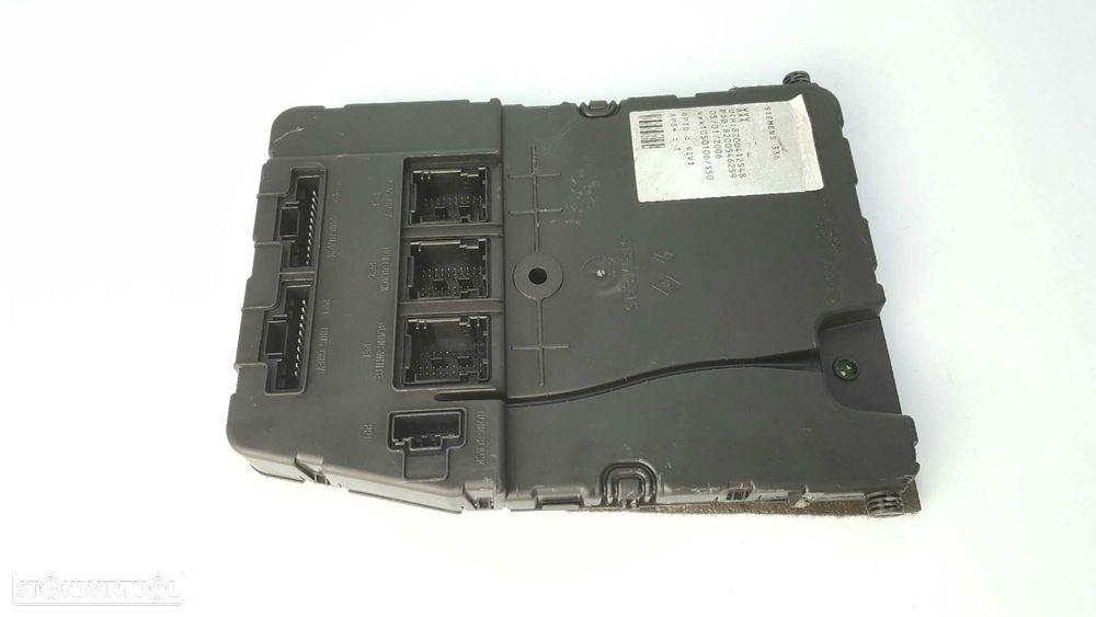 CAIXA DE RELÉS/ FUSÍVEIS RENAULT MEGANE II BERLINA 5P AUTHENTIQUE - 1