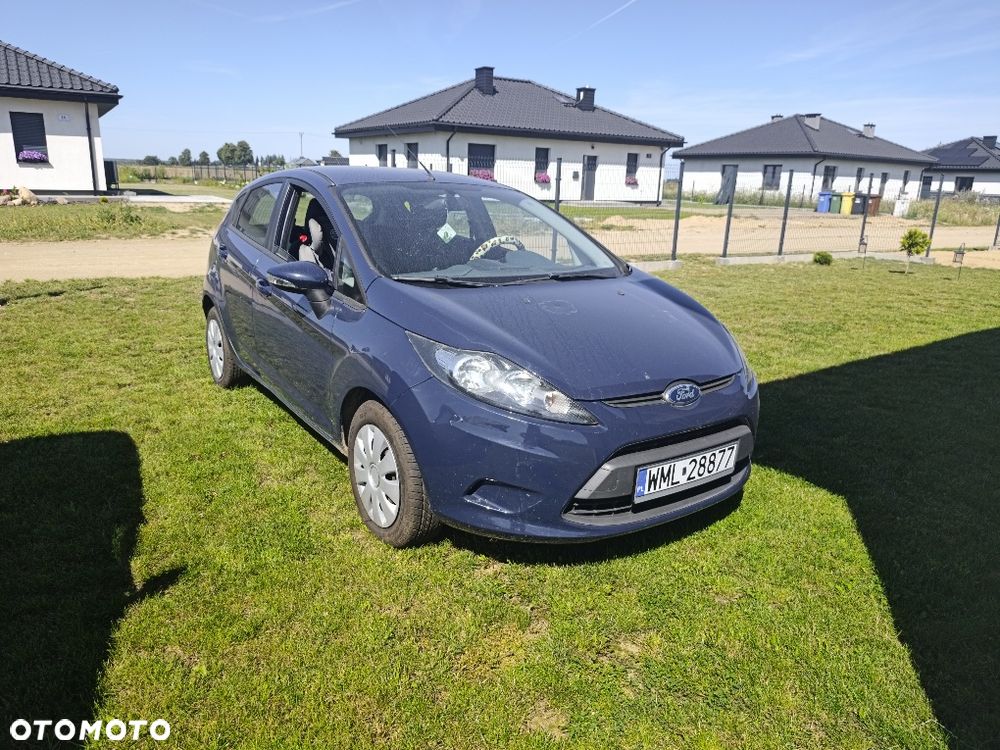 Ford Fiesta - 2