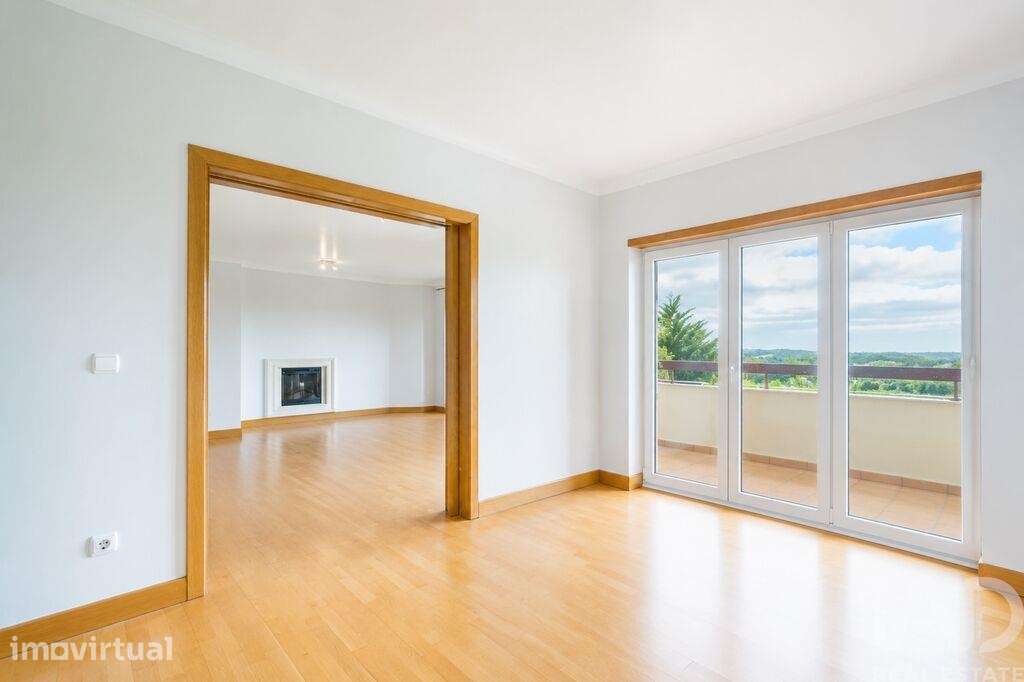Apartamento T5 em Queluz e Belas de 248,00 m2 - Grande imagem: 2/20