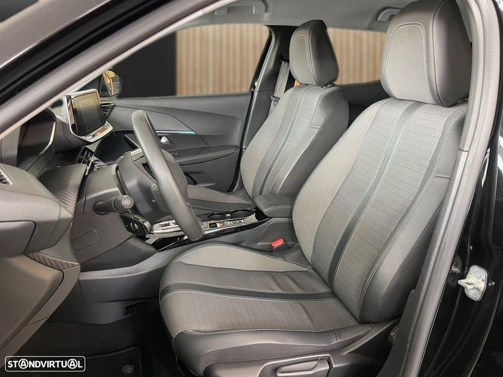 Peugeot e-2008 50 kWh Active - 8