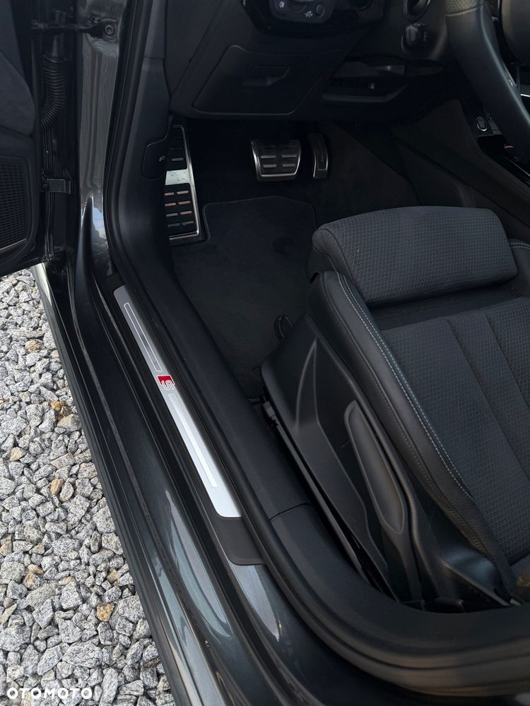 Audi A4 Limousine 35 TFSI mHEV S Line S tronic - 36
