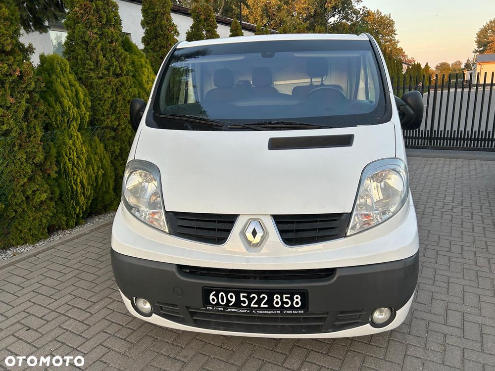 Renault Trafic - 19