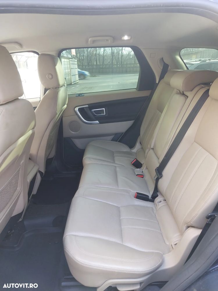 Land Rover Discovery Sport - 13