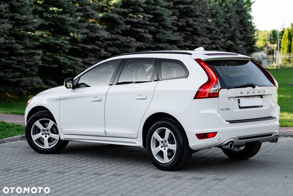 Volvo XC 60 D5 AWD Geartronic Momentum - 14