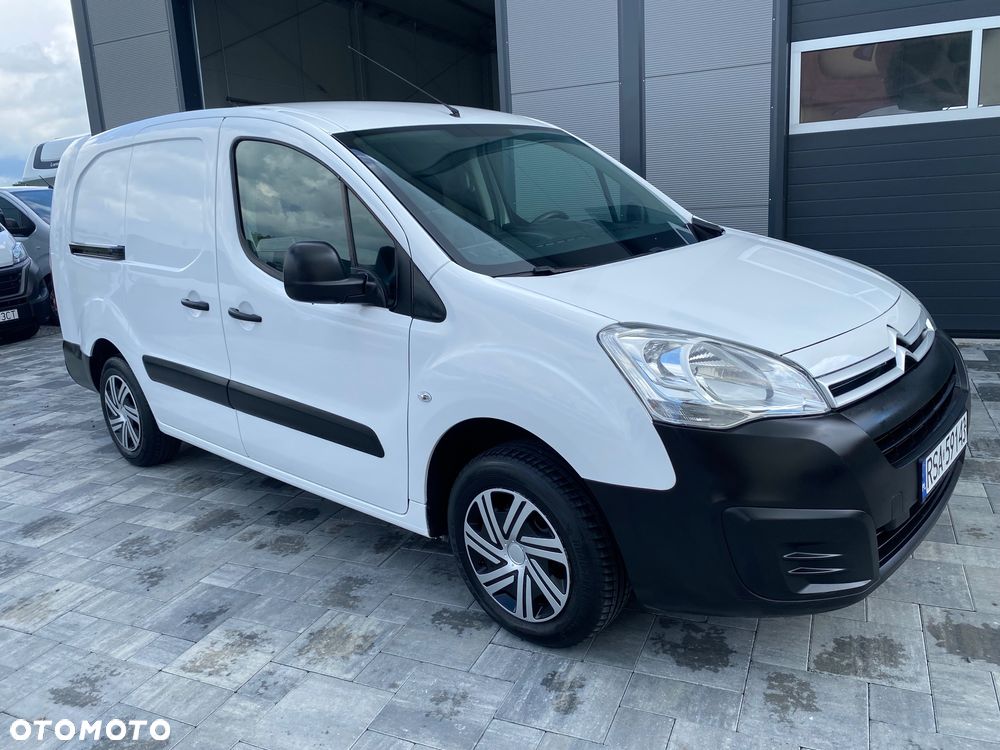 Citroën BERLINGO 1.6 HDI, MAX długi, 3-osobowy, klimatyzacja, zakupiony w salonie w Rzeszowie - 9