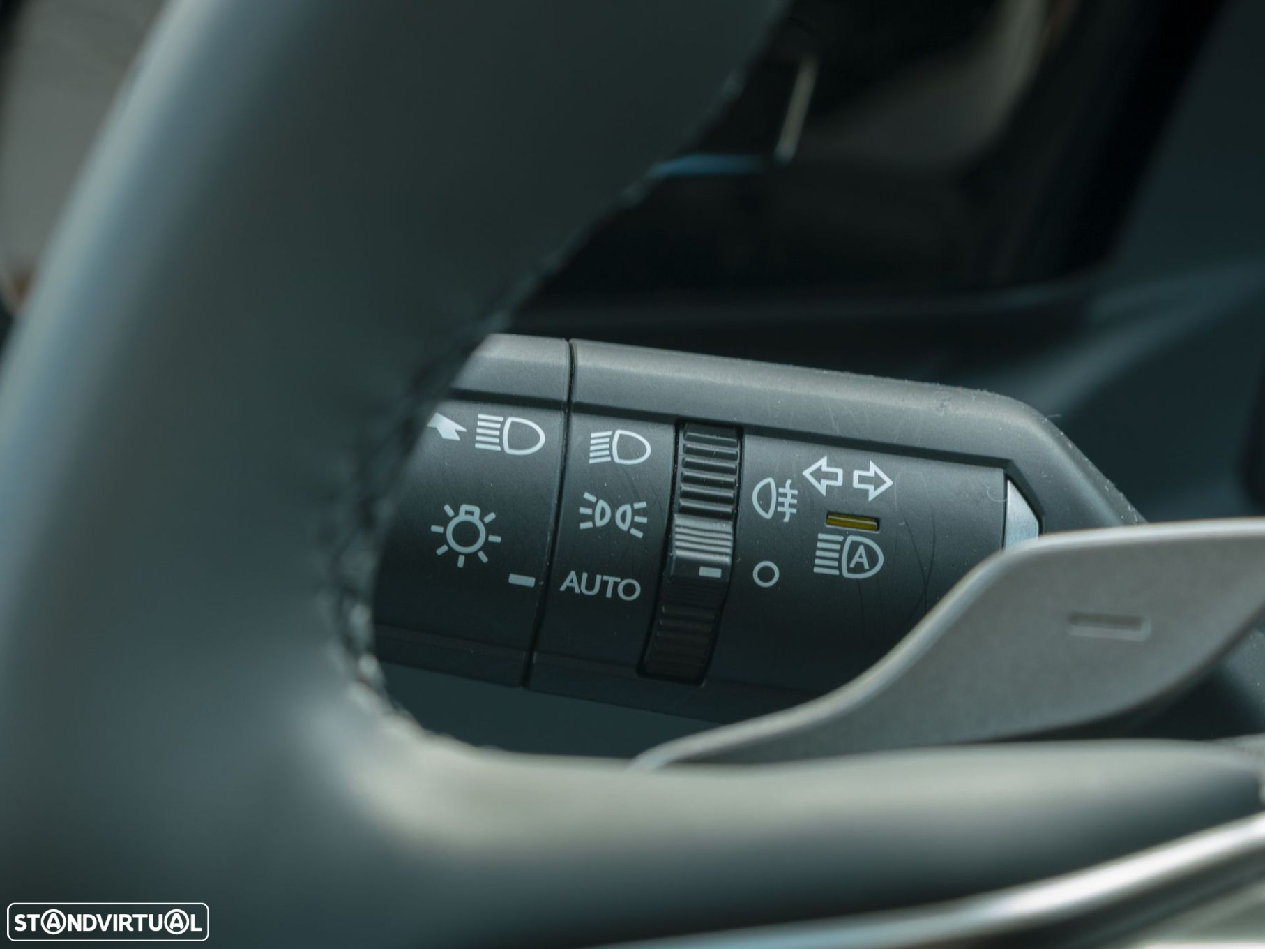 Lexus rz-450e Executive Plus - 27