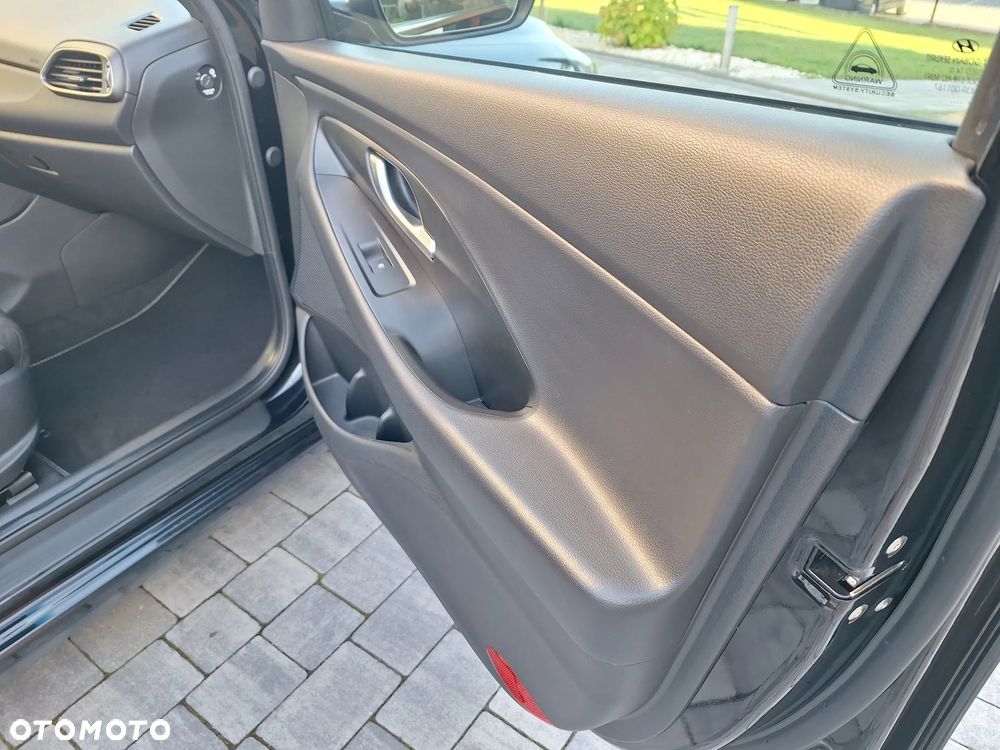 Hyundai i30 - 17