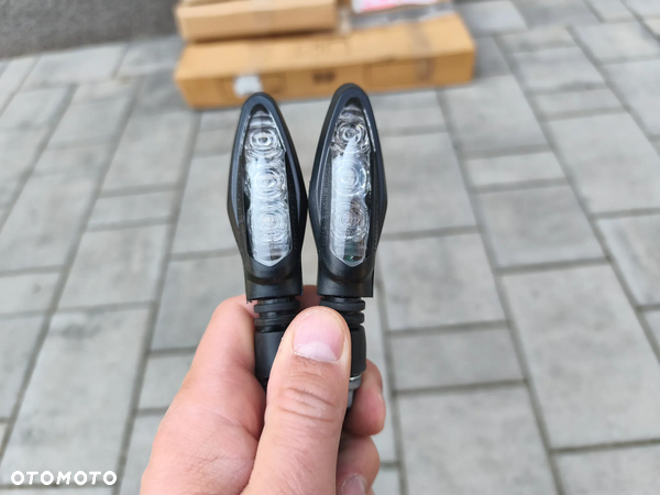 Kierunkowskazy Husqvarna 701 SM