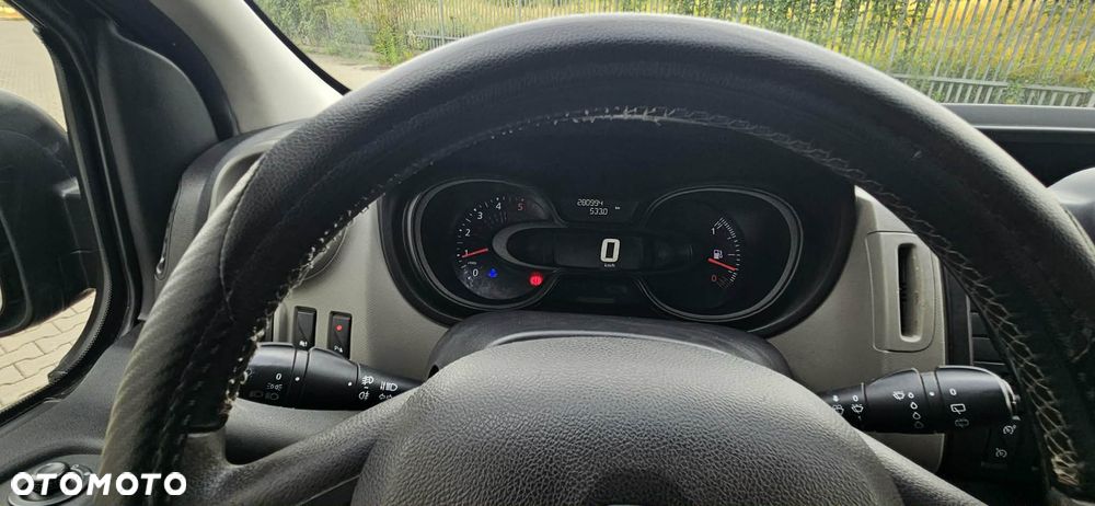 Renault Trafic - 6