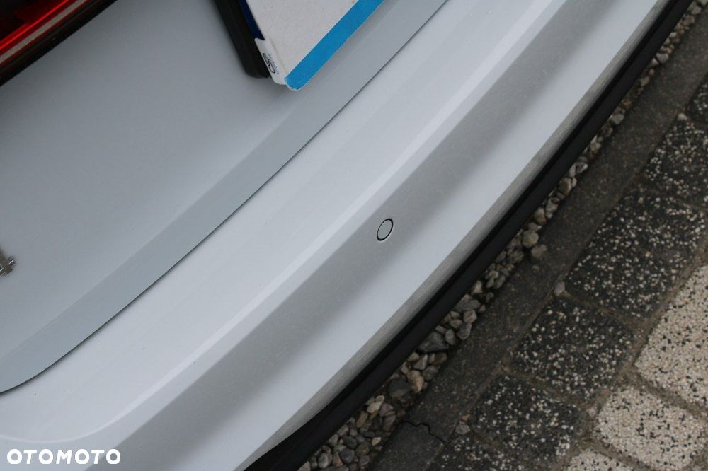 Audi A4 Avant - 13