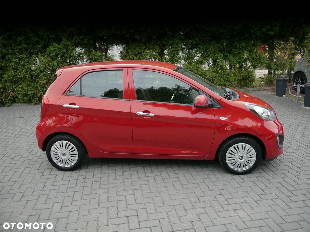 Kia Picanto 1.0 Dream Team Edition - 11