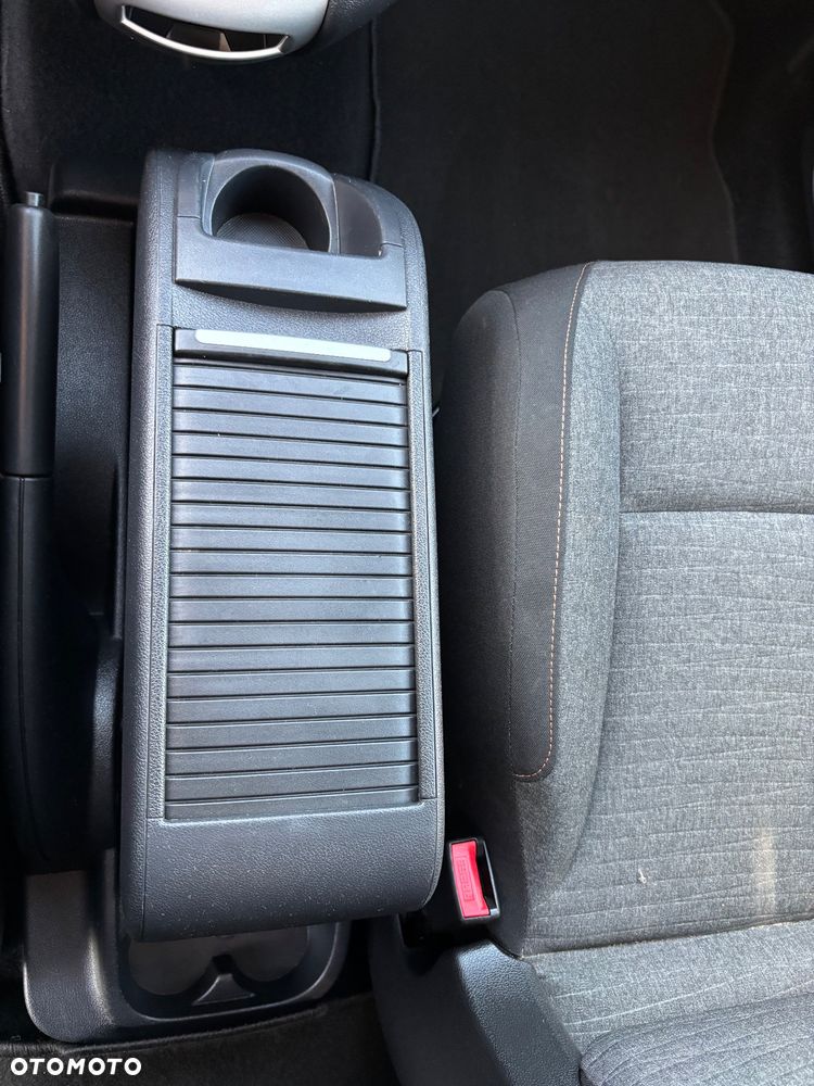 Citroën Berlingo Multispace BlueHDi 120 S&S SHINE - 19