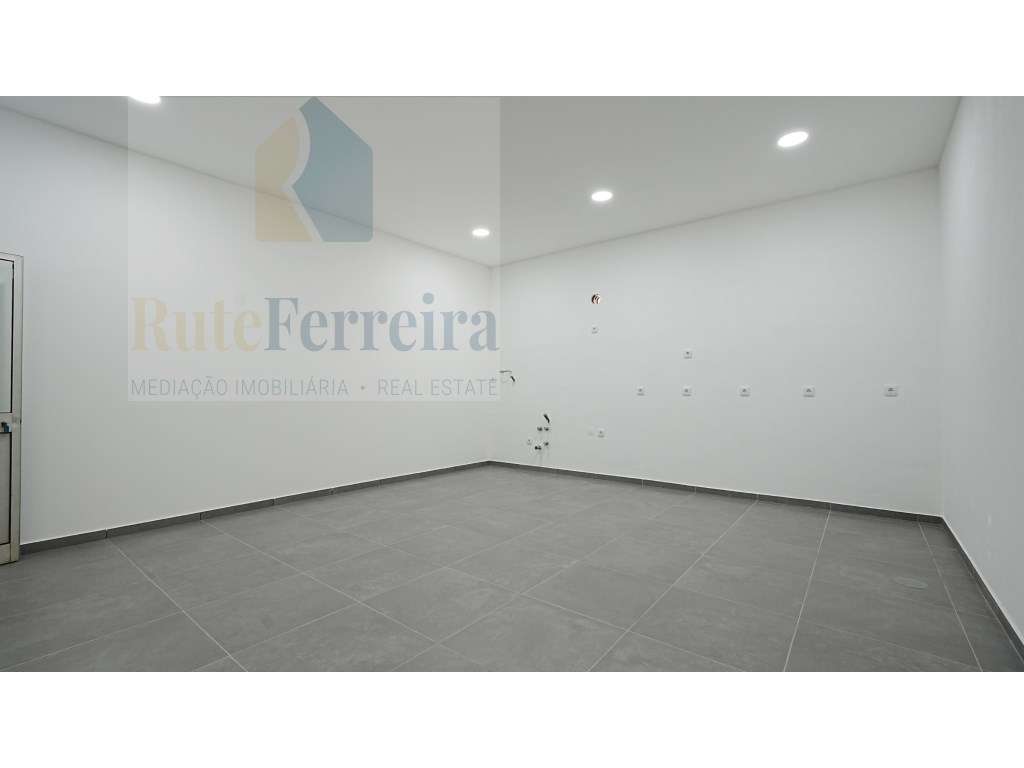 Armazém amplo com 4.890 m² de área bruta, ideal para logística, arm... - Grande imagem: 5/30