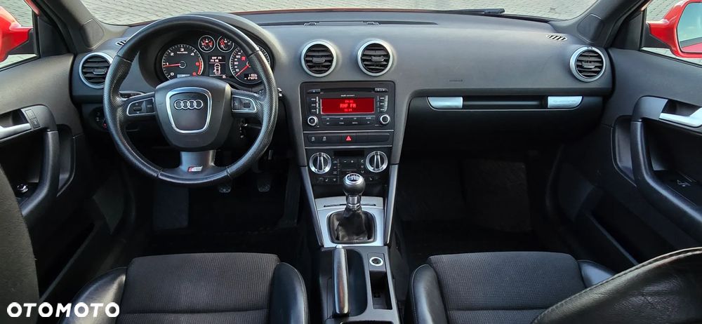 Audi A3 3-drzwiowe 2.0 TDI DPF quattro S line Sportpaket - 24