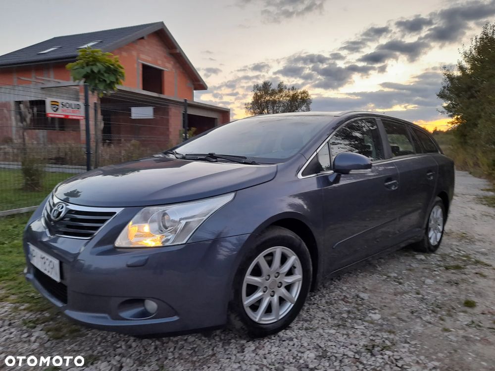 Toyota Avensis Combi 1.8 Comfort - 10