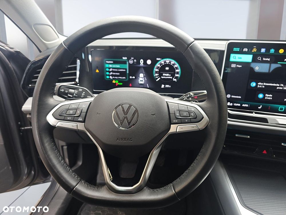 Volkswagen Passat - 13