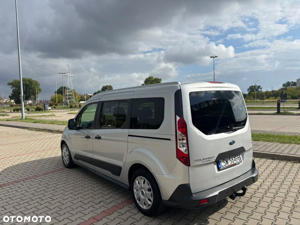 Ford Tourneo Connect Grand - 17