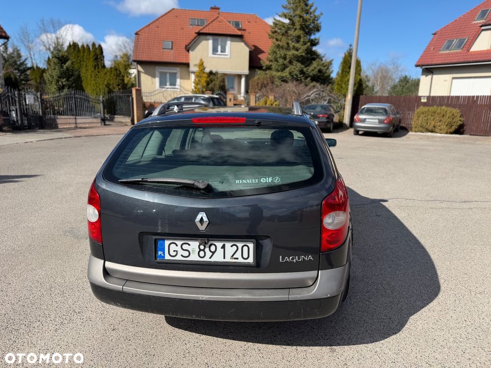 Renault Laguna 1.8 Concorde - 4