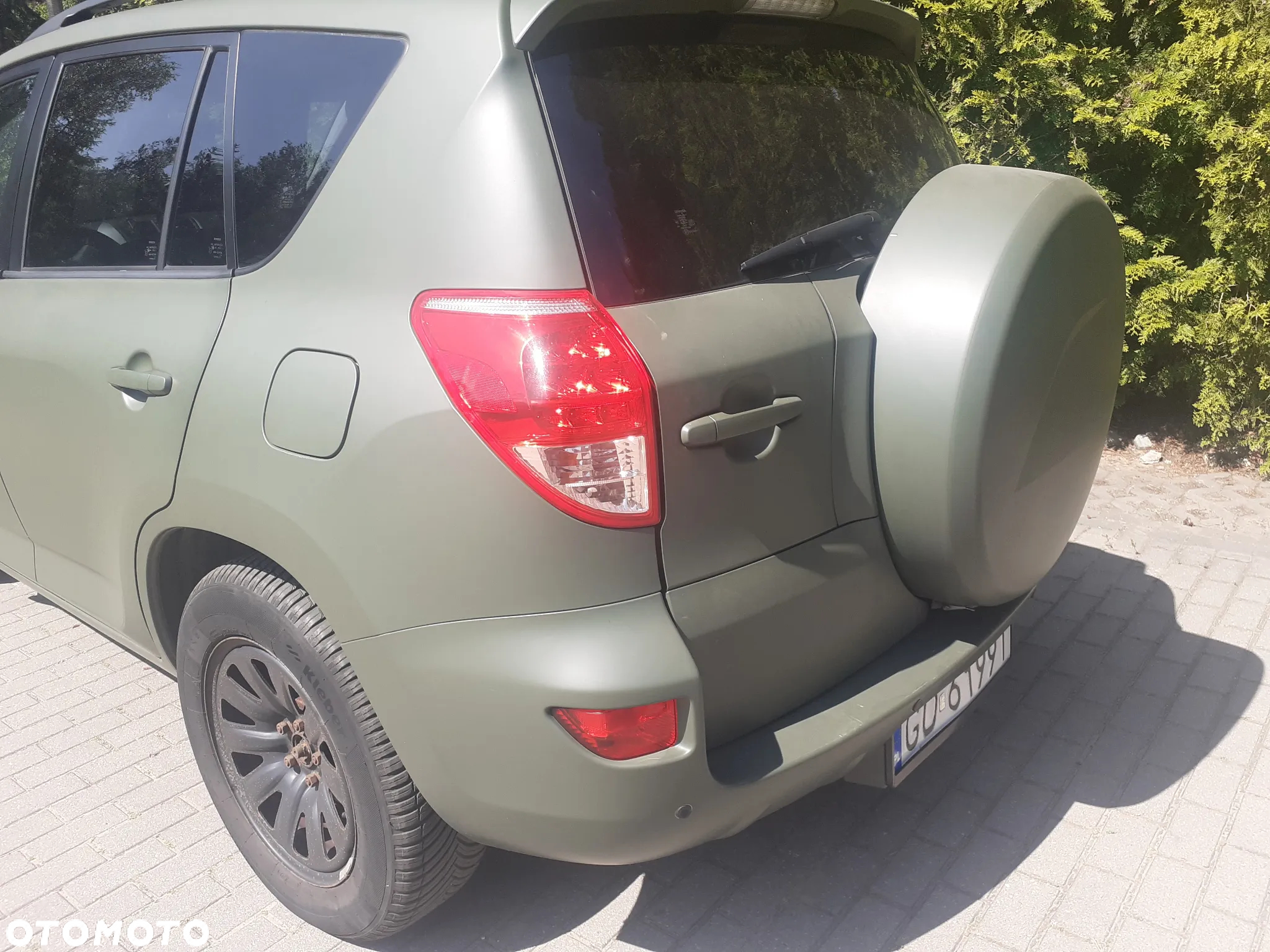 Toyota RAV4 - 11